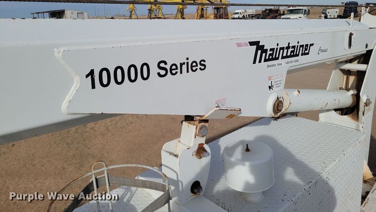 image for item LG9442 2008 Chevrolet C7500  utility / service truck