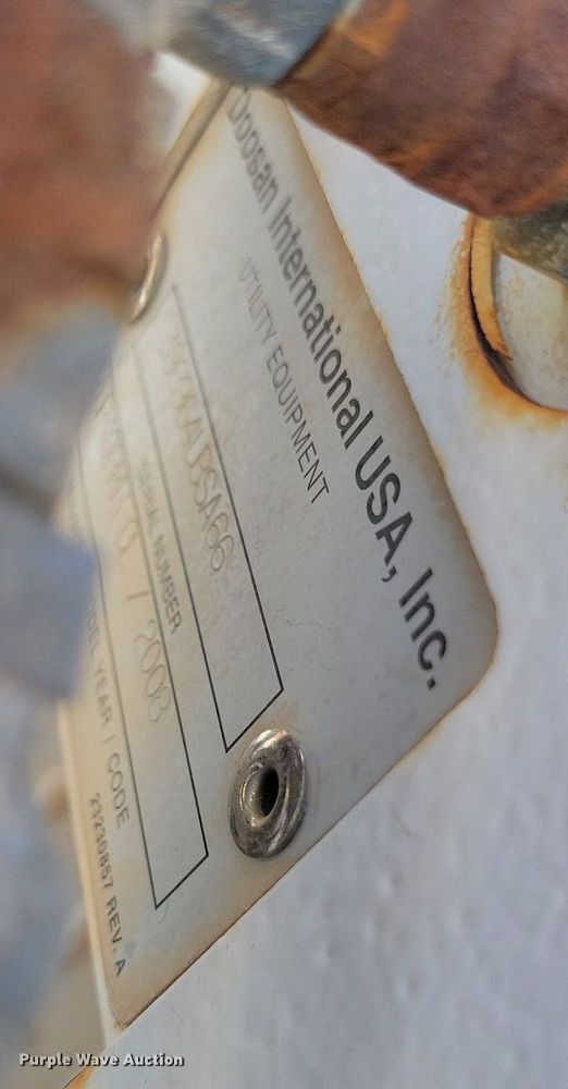 image for item LG9442 2008 Chevrolet C7500  utility / service truck