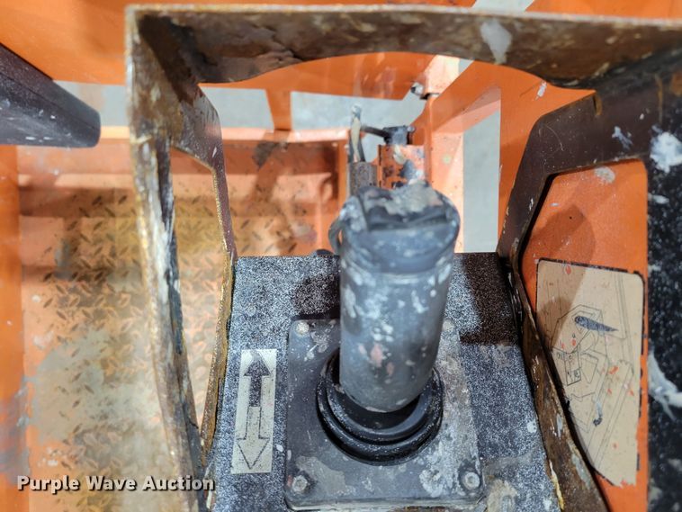 image for item LY9912 JLG 1932RS  scissor lift