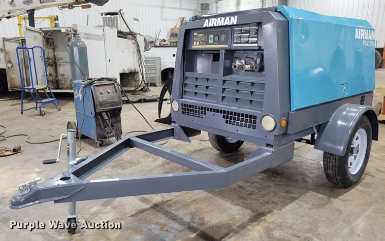 image for item LY9936 2011 Airman PDS185S  air compressor
