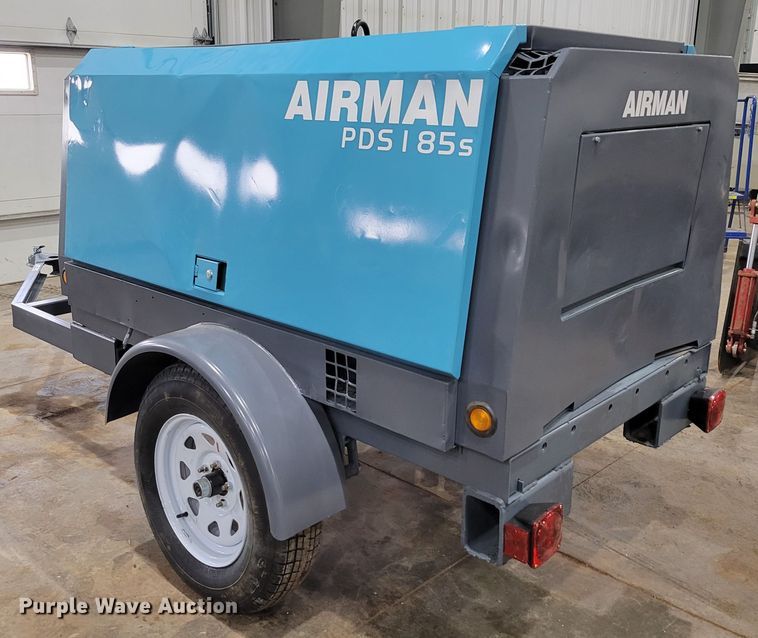 image for item LY9936 2011 Airman PDS185S  air compressor