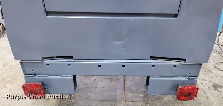 image for item LY9936 2011 Airman PDS185S  air compressor