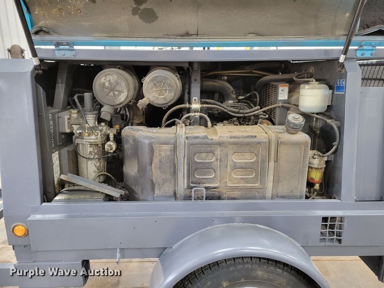 image for item LY9936 2011 Airman PDS185S  air compressor