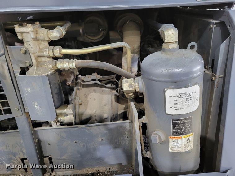 image for item LY9936 2011 Airman PDS185S  air compressor