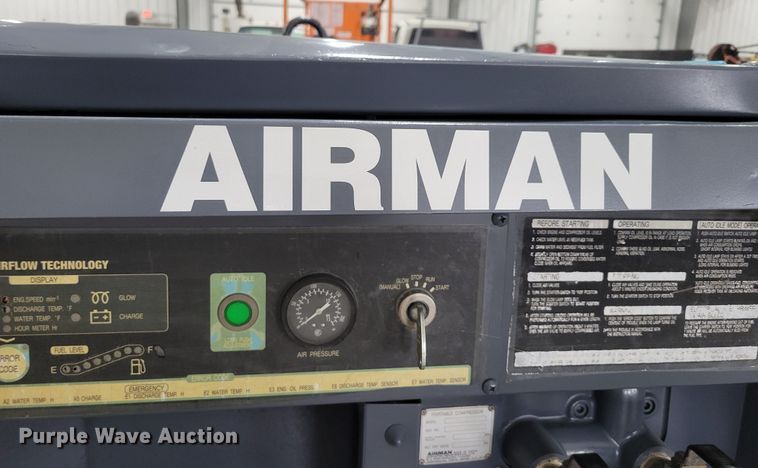 image for item LY9936 2011 Airman PDS185S  air compressor