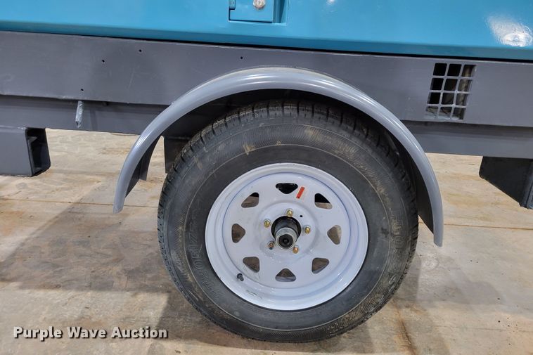 image for item LY9936 2011 Airman PDS185S  air compressor