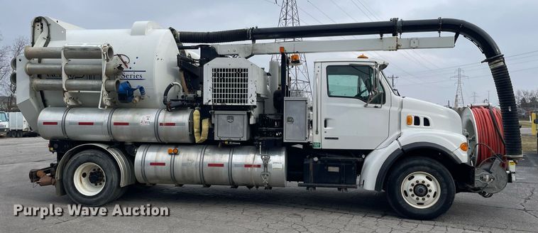 image for item MA9801 2002 Sterling L7500  sewer jetter truck
