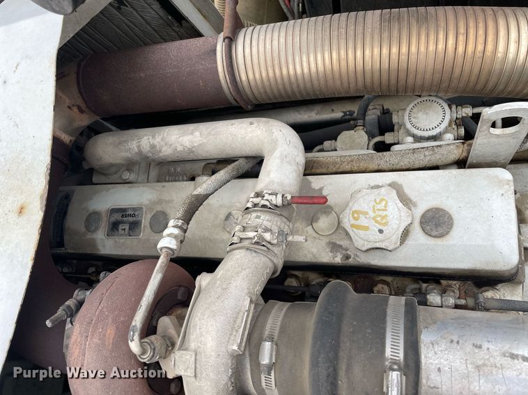 image for item MA9801 2002 Sterling L7500  sewer jetter truck