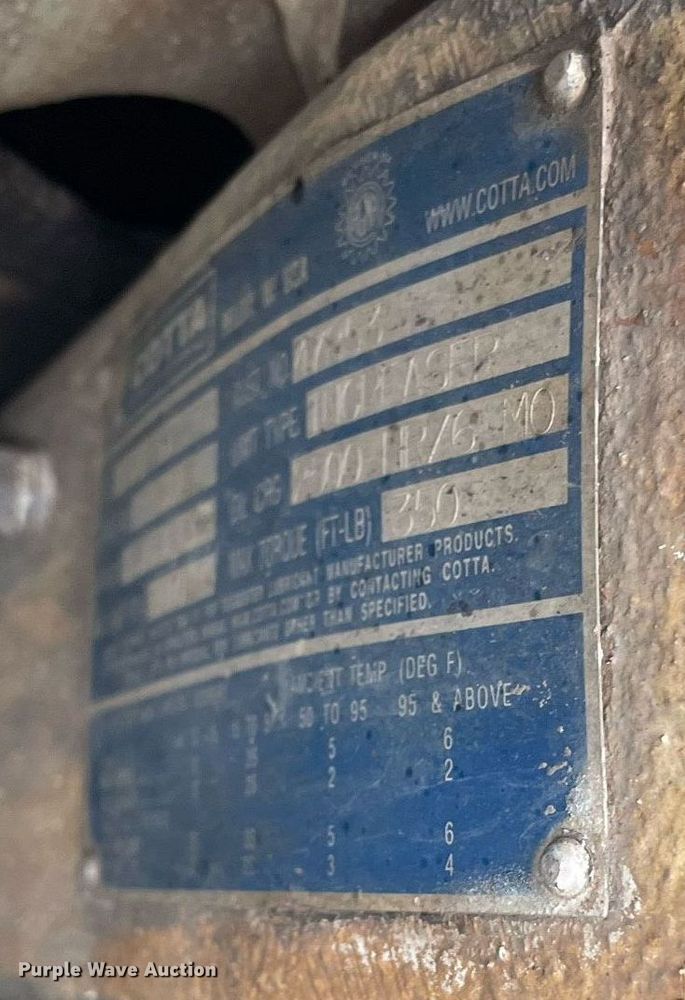 image for item MA9801 2002 Sterling L7500  sewer jetter truck