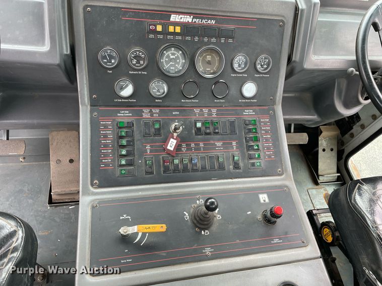 image for item MA9802 2005 Elgin Pelican  street sweeper