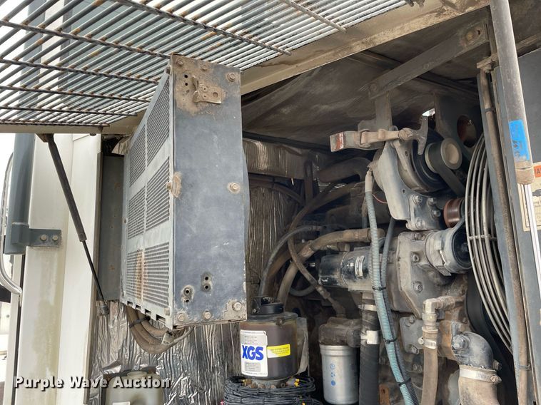 image for item MA9802 2005 Elgin Pelican  street sweeper