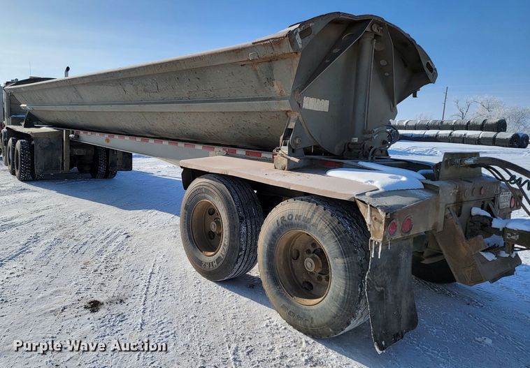 image for item ME9642 2005 Smith Co  side dump trailer