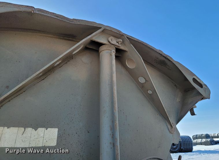 image for item ME9642 2005 Smith Co  side dump trailer