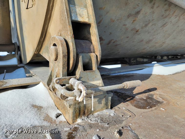 image for item ME9642 2005 Smith Co  side dump trailer