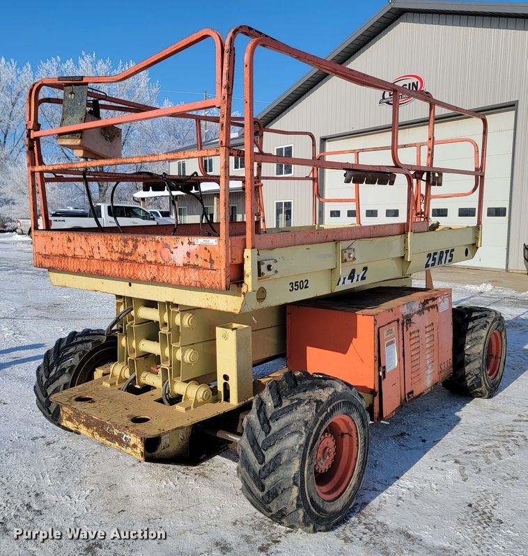 image for item ME9643 JLG 25RTS  scissor lift