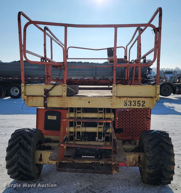 image for item ME9643 JLG 25RTS  scissor lift