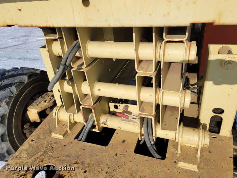 image for item ME9643 JLG 25RTS  scissor lift
