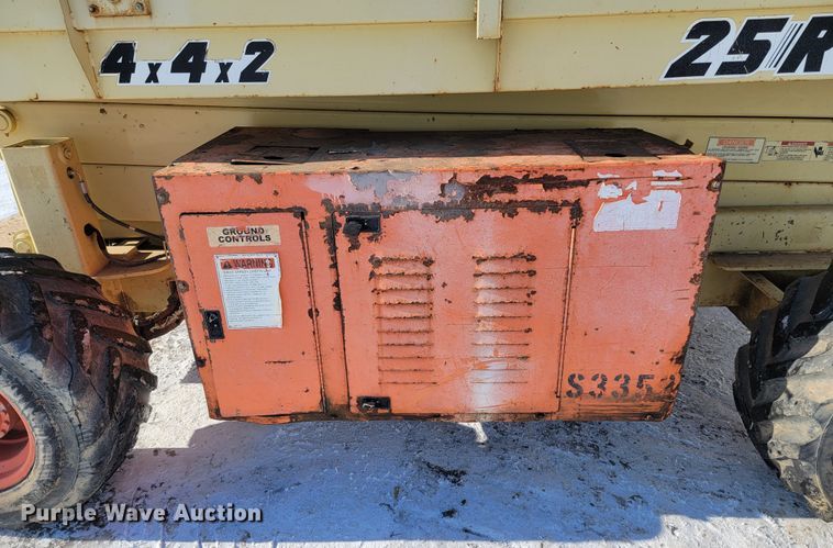 image for item ME9643 JLG 25RTS  scissor lift