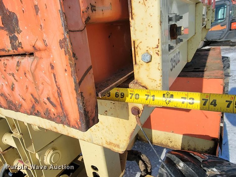 image for item ME9643 JLG 25RTS  scissor lift