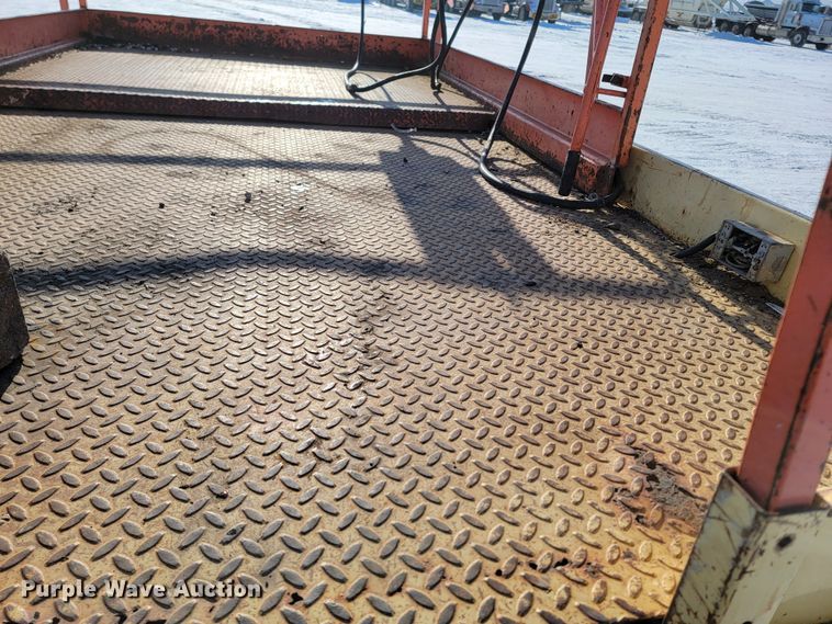 image for item ME9643 JLG 25RTS  scissor lift