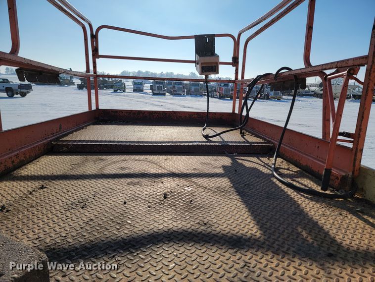 image for item ME9643 JLG 25RTS  scissor lift