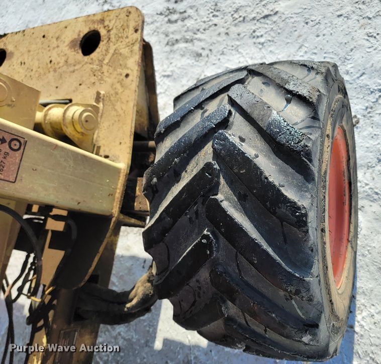 image for item ME9643 JLG 25RTS  scissor lift