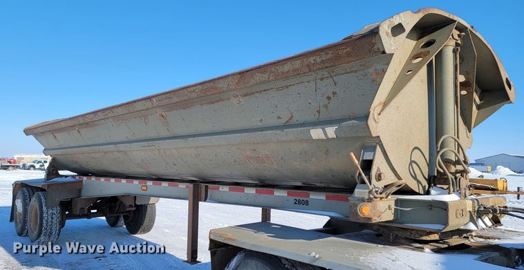 image for item ME9645 2005 Smith Co  side dump trailer