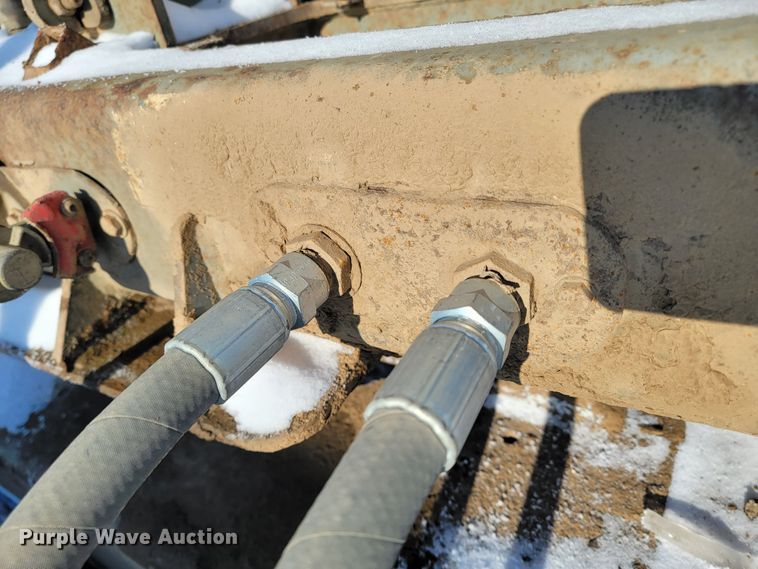 image for item ME9645 2005 Smith Co  side dump trailer