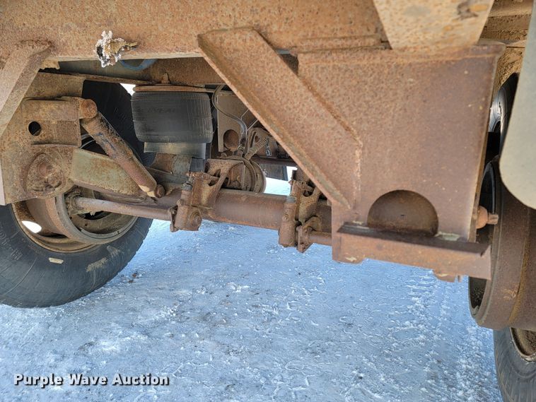 image for item ME9645 2005 Smith Co  side dump trailer