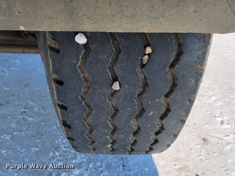 image for item ME9645 2005 Smith Co  side dump trailer