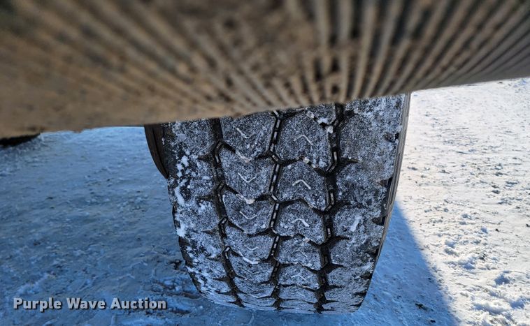 image for item ME9645 2005 Smith Co  side dump trailer