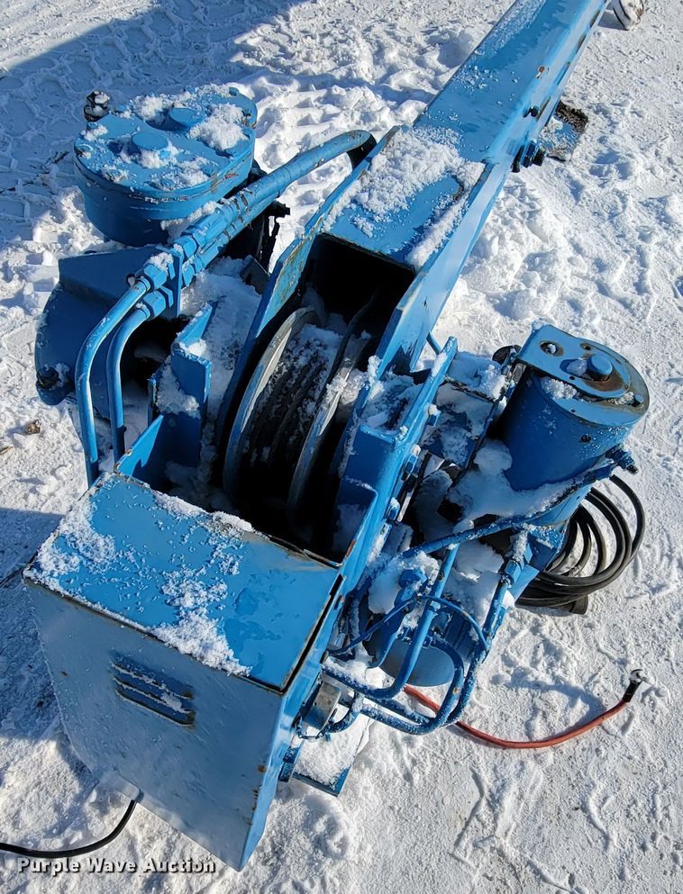 image for item ME9647 Truck crane