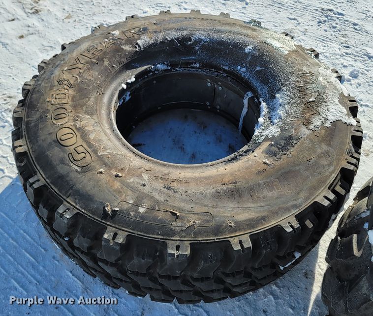 image for item ME9649 (5) 395/80R20 tires and wheels