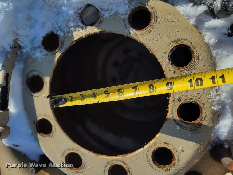 image for item ME9649 (5) 395/80R20 tires and wheels