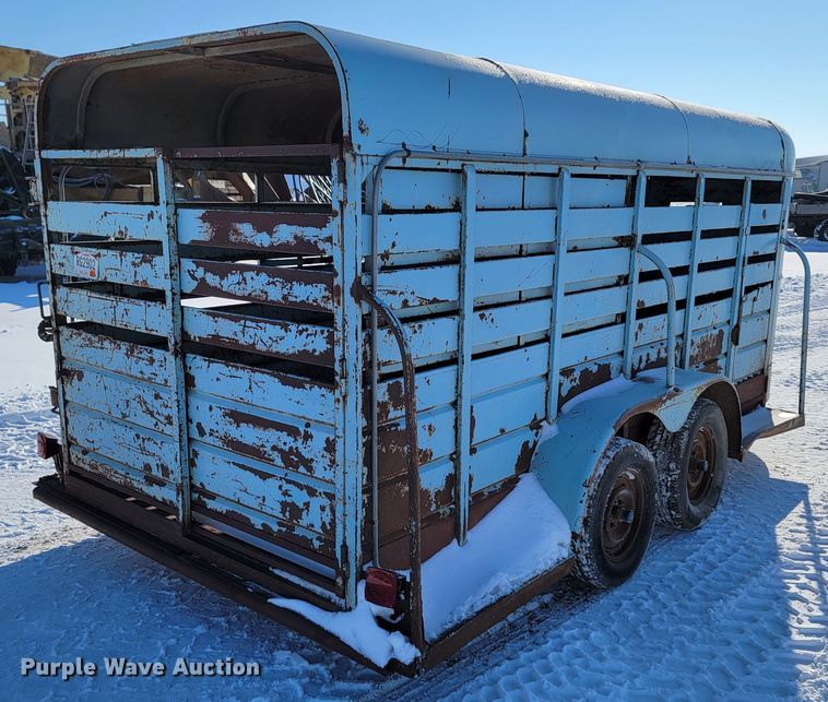 image for item ME9651 1972 S&H  livestock trailer