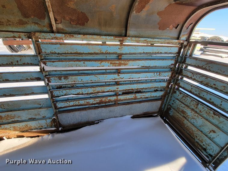 image for item ME9651 1972 S&H  livestock trailer