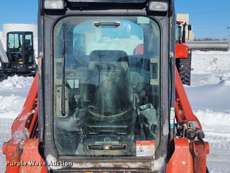 image for item ME9653 Kubota SVL 75-2  tracked skid steer loader