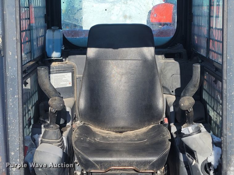 image for item ME9653 Kubota SVL 75-2  tracked skid steer loader