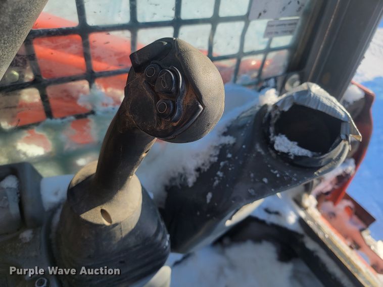 image for item ME9653 Kubota SVL 75-2  tracked skid steer loader