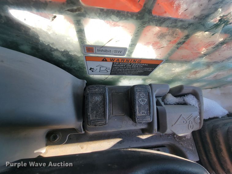 image for item ME9653 Kubota SVL 75-2  tracked skid steer loader