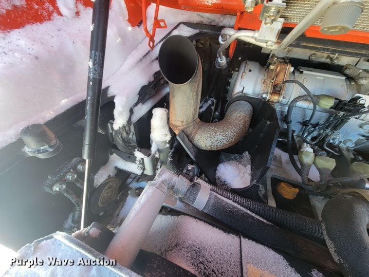 image for item ME9653 Kubota SVL 75-2  tracked skid steer loader