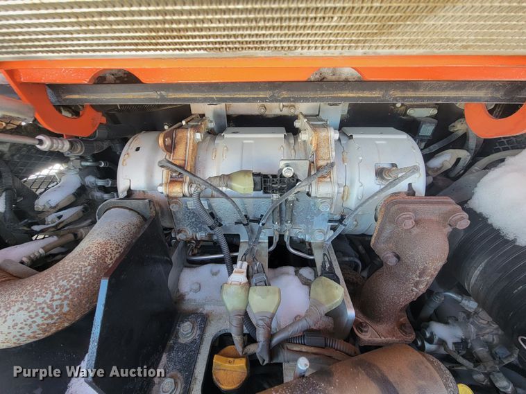 image for item ME9653 Kubota SVL 75-2  tracked skid steer loader