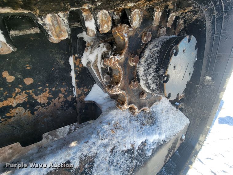 image for item ME9653 Kubota SVL 75-2  tracked skid steer loader