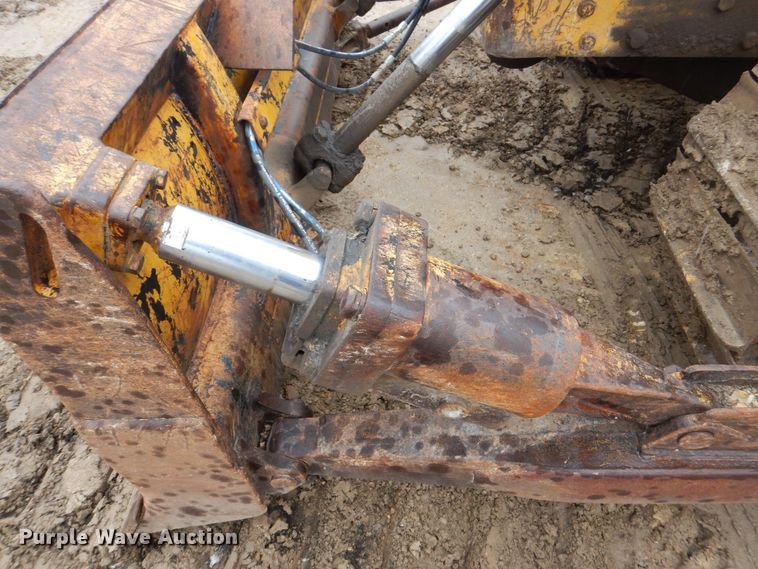 image for item MJ9958 1975 Caterpillar D5  dozer