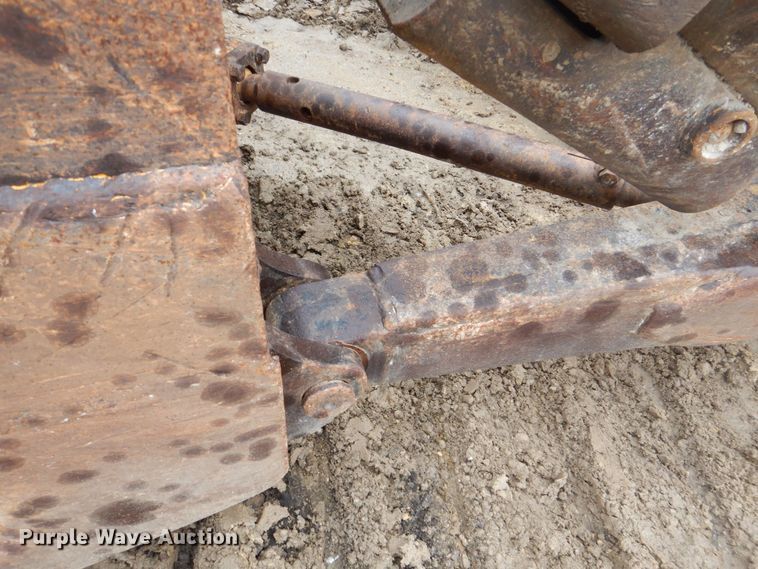 image for item MJ9958 1975 Caterpillar D5  dozer