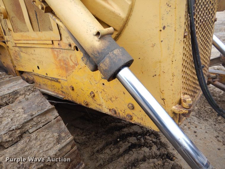 image for item MJ9958 1975 Caterpillar D5  dozer