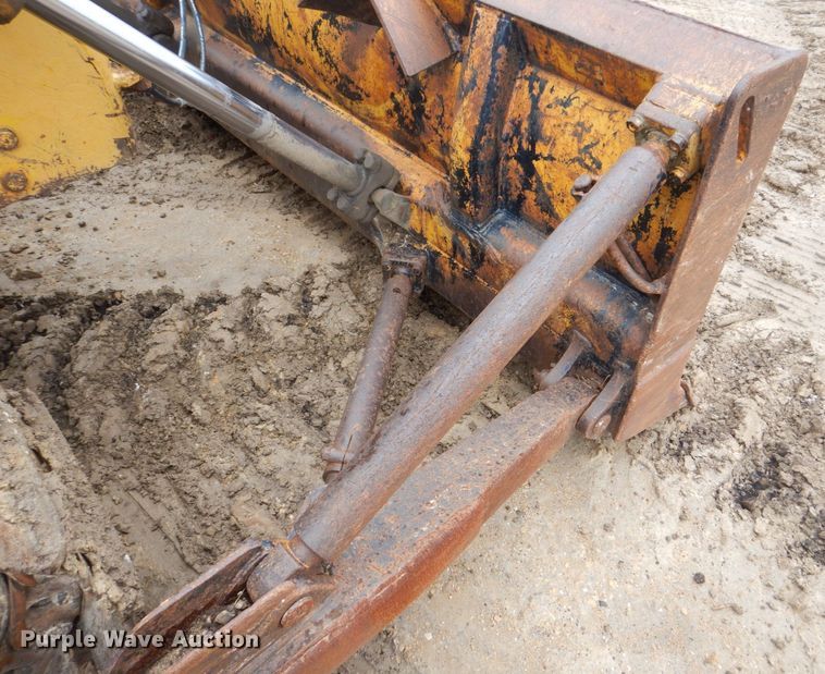 image for item MJ9958 1975 Caterpillar D5  dozer