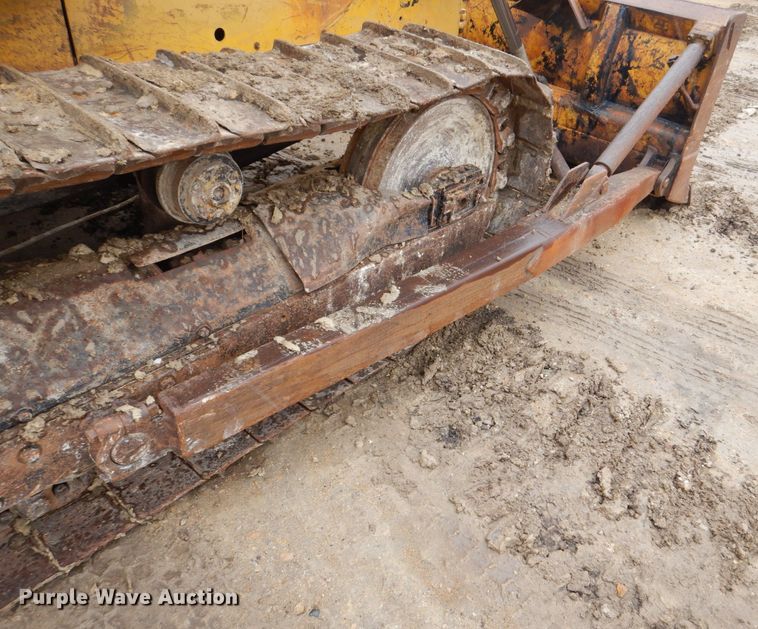 image for item MJ9958 1975 Caterpillar D5  dozer