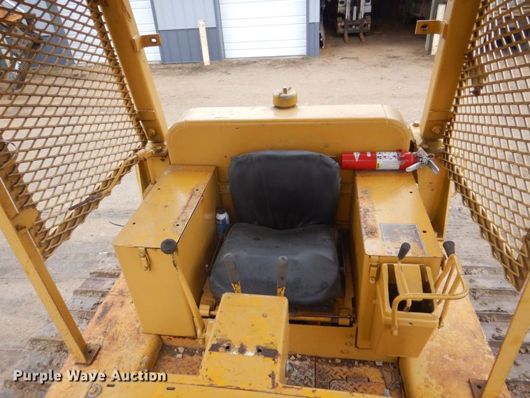 image for item MJ9958 1975 Caterpillar D5  dozer
