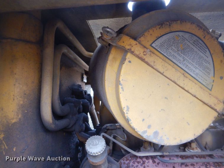image for item MJ9958 1975 Caterpillar D5  dozer